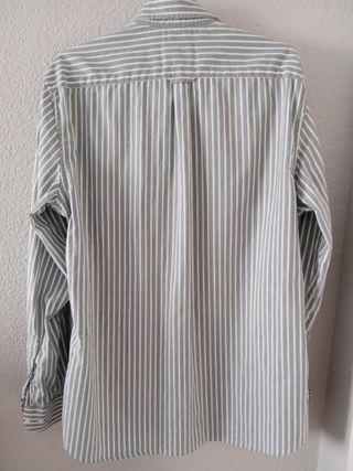 Camisa de "Cortefiel".