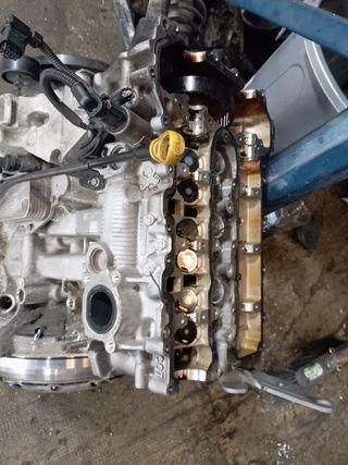 9808067580 culata Citroen C4 1.2 2017