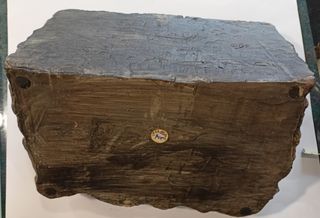 Espositore in resina Les Alpes