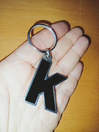 Portachiavi K nero della KINDER 