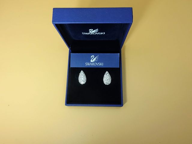 SWAROVSKI Pendientes.