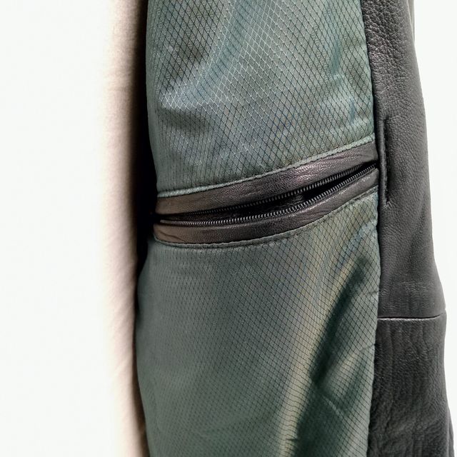 Chaqueta cuero de mujer vintage Original Trapper Leatherwear.