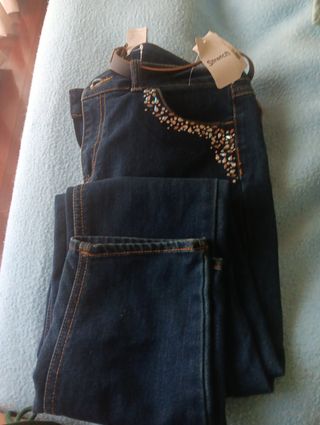 Pantalon  vaquero NUEVO!!