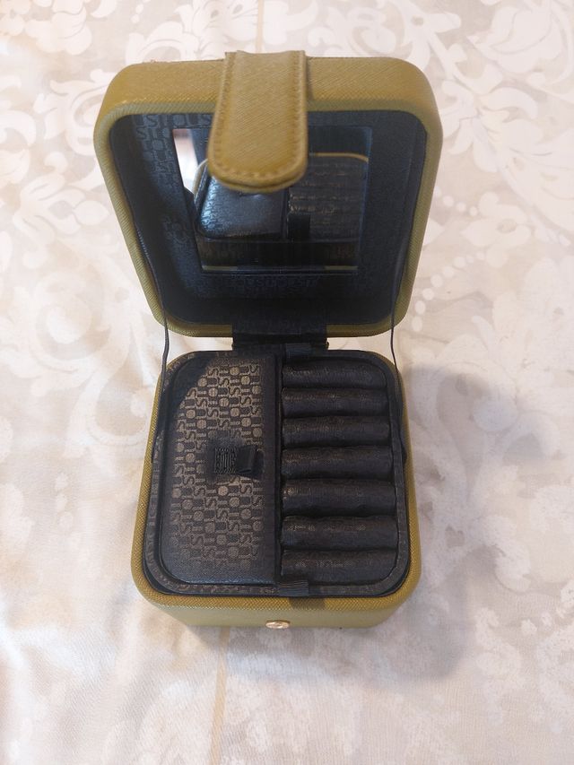 Joyero Tous con desgastes