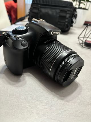 Camara de fotos canon eos 1100d
