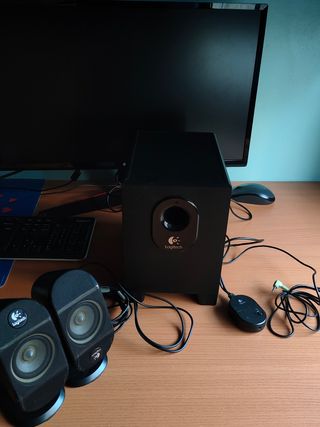 Altavoces Logitech
