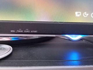 Monitor de ordenador- escucho ofertas-
