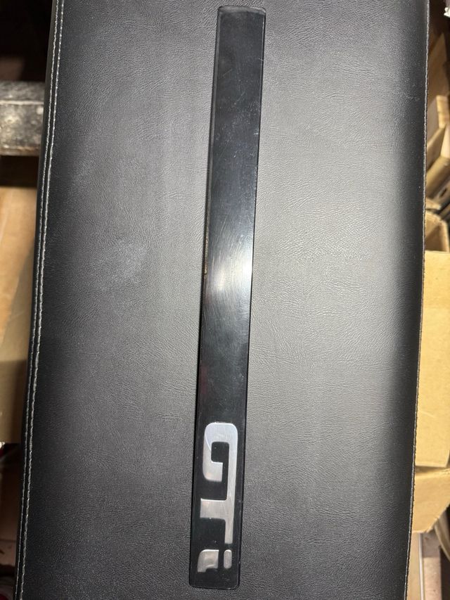 Emblema catadrioptico trasero seat ibiza gti 6 k