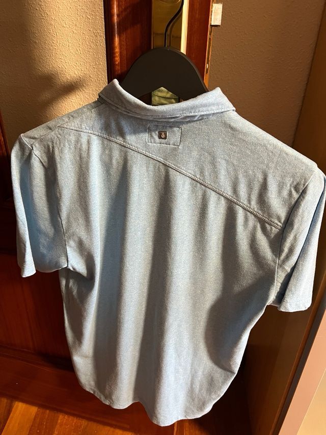 Camiseta Volcom talla 14 años