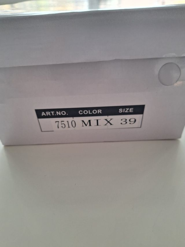 Zapatillas casual mujer talla 39 nuevas