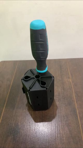 Cacciavite con multiinserto