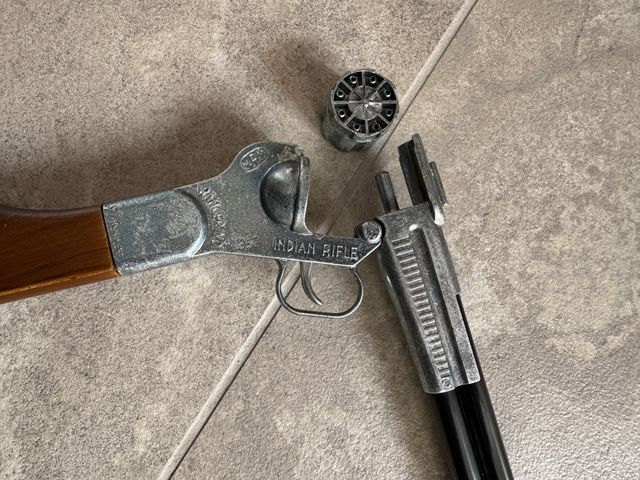 🎁 Fucile giocattolo