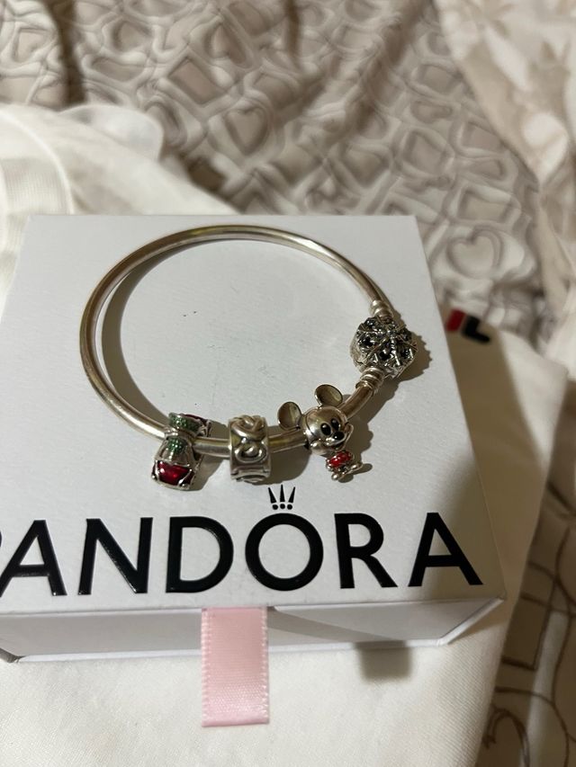 Bracciale Pandora natalizio con charm