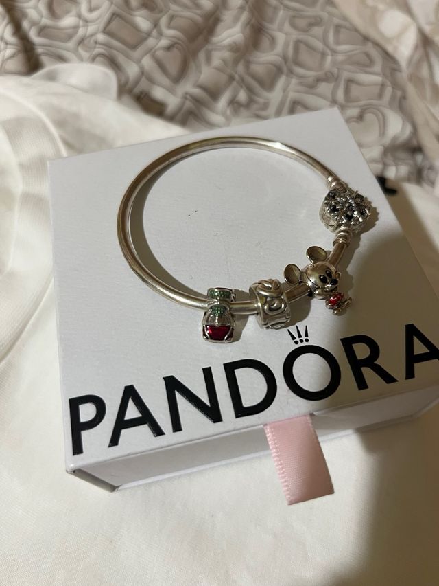 Bracciale Pandora natalizio con charm