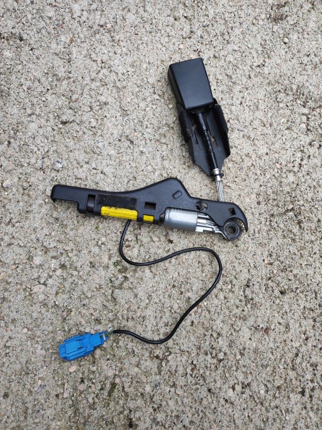 Anclaje cinturón Citroen C2 