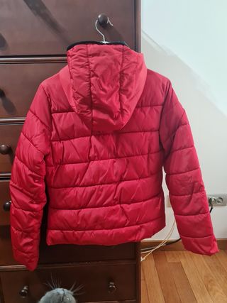 Plumífero rojo zara