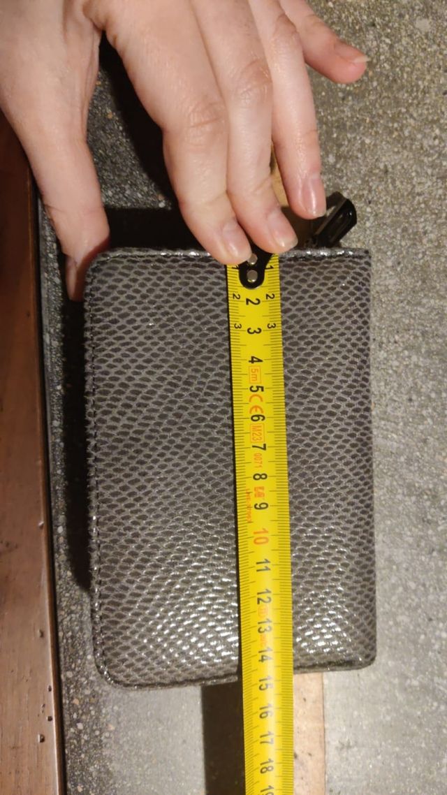 Portafoglio donna con cerniera