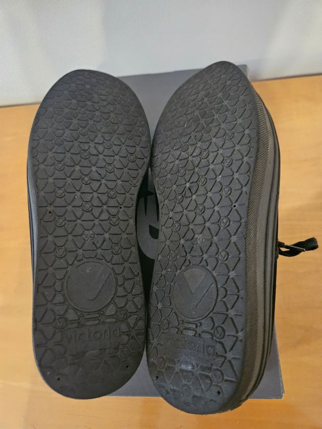 Zapatillas Victoria talla 39