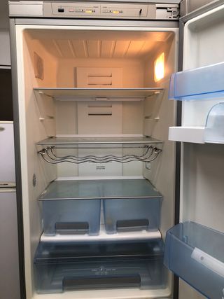 Nevera balay 2"z60 inox