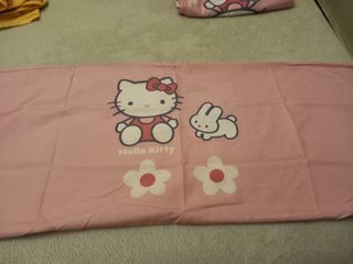 2 Fundas nórdicas :Hello kitty y las 3 mellizas.