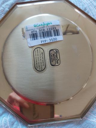 3 platos pan dorados