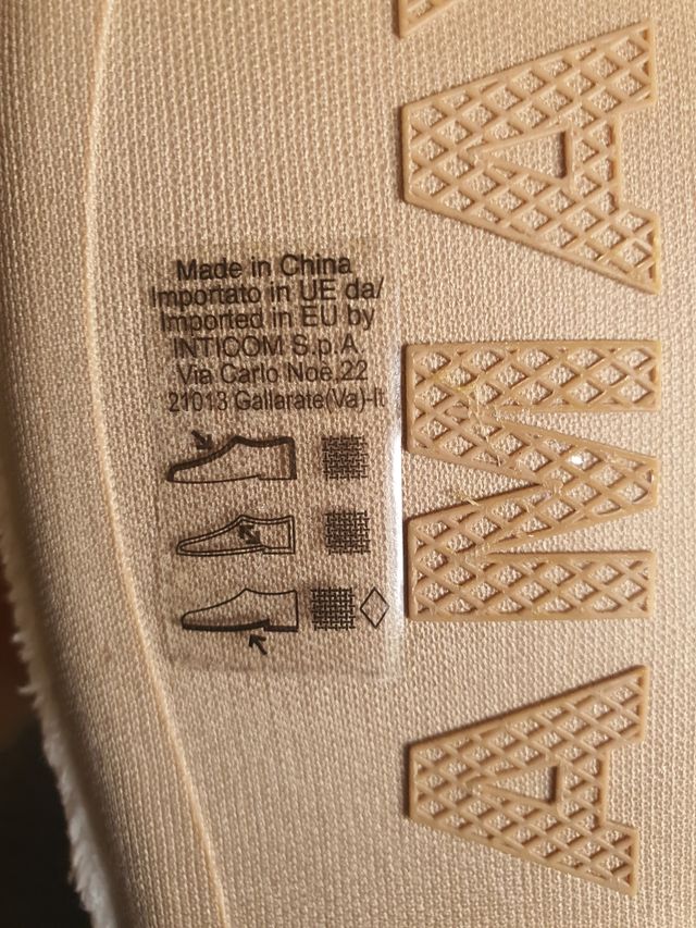 Zapatillas tipo Botas descanso yamamay