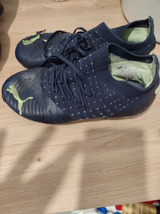 Botas de fútbol Puma 