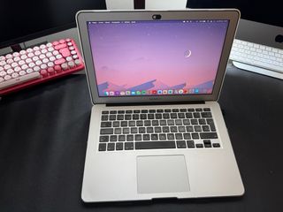 Apple MacBook Air 13” 