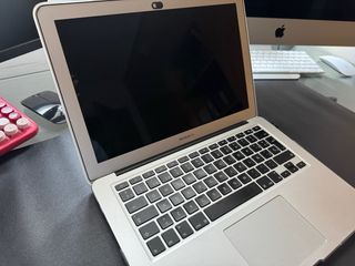 Apple MacBook Air 13” 