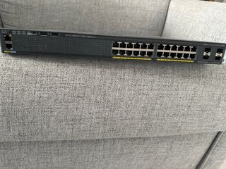 Switch Cisco WS-C2960X-24PS-L