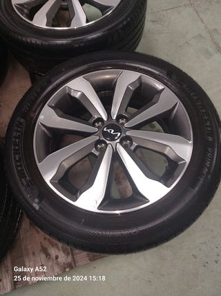Juego de ruedas  R16 con llantas Kia Stonic