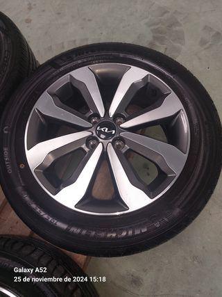 Juego de ruedas  R16 con llantas Kia Stonic