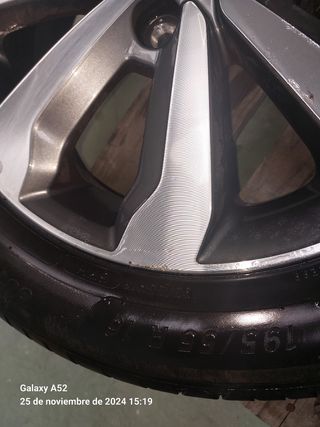 Juego de ruedas  R16 con llantas Kia Stonic