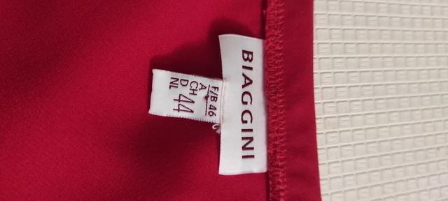 Falda de vestir - marca italiana.