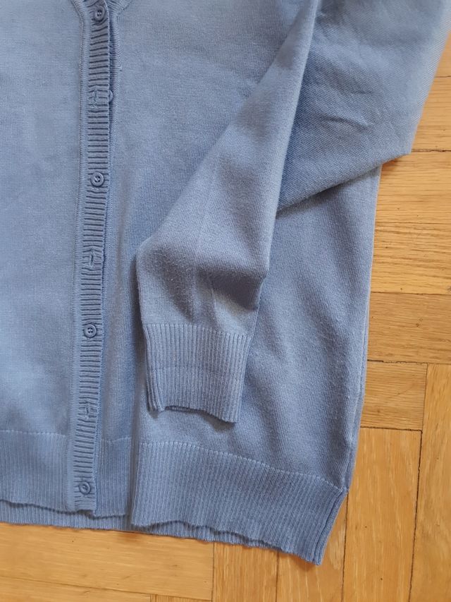 Chaqueta de punto azul 