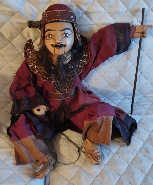 Marioneta Guerrero Birmana