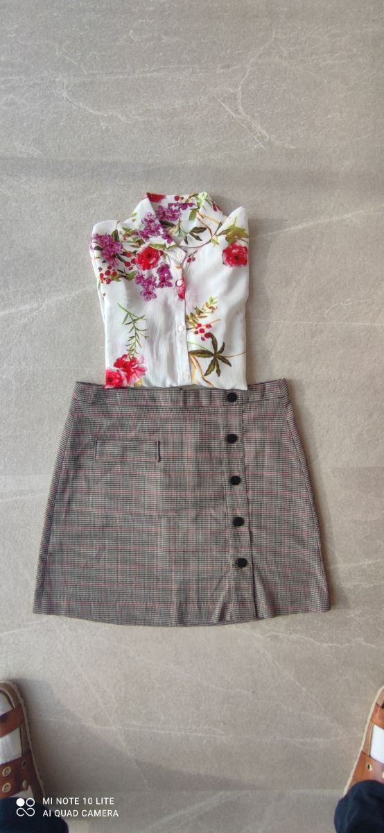 Camisa y Minifalda 