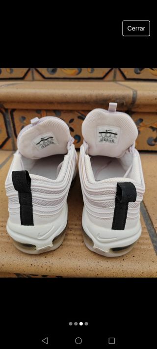 Zapatillas de chica.