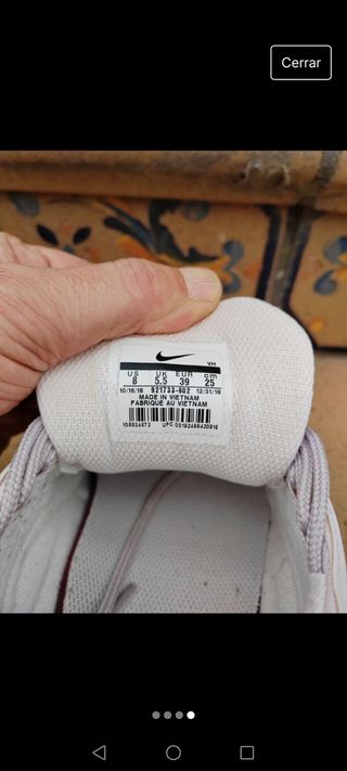 Zapatillas de chica.
