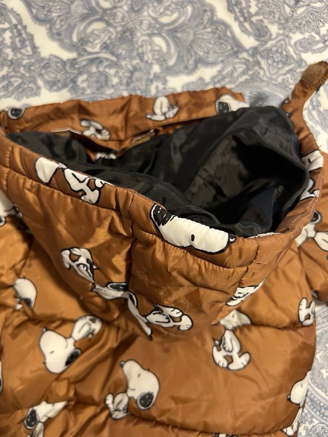 Abrigo H&M 12-18 meses Snoopy