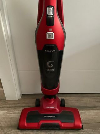 Aspirador Taurus Essentials Lithium 25,6