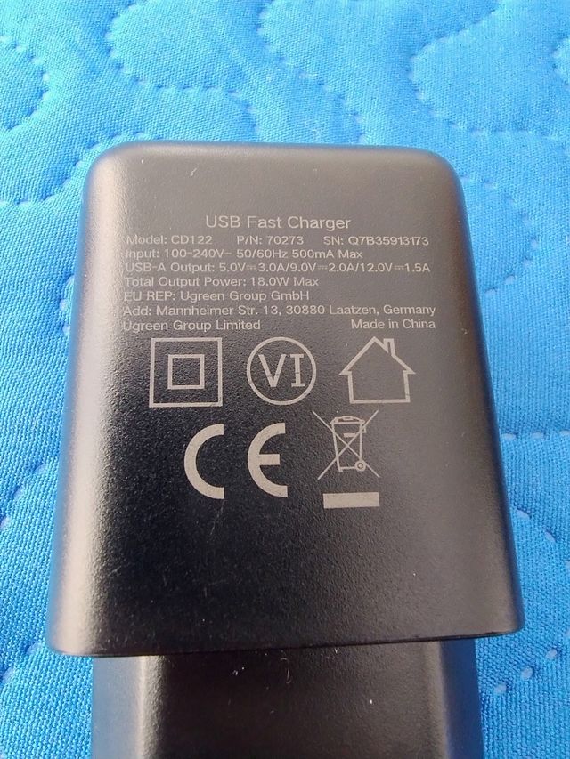 UGREEN 18W Cargador Quick Charge 3.0 