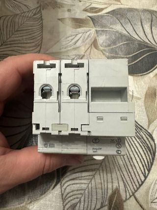 Blocco vigili C 60 20A 0,030 6000