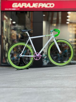 Bicicleta Fixie Poll & bike/ garajepaco