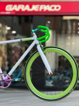 Bicicleta Fixie Poll & bike/ garajepaco