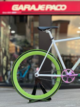 Bicicleta Fixie Poll & bike/ garajepaco