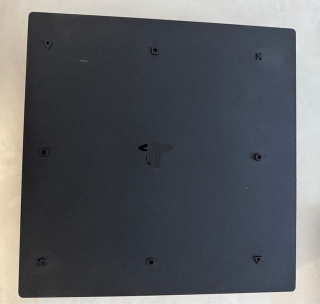 Sony Playstation 4 Pro 1 TB