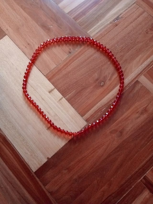 collar de cristal