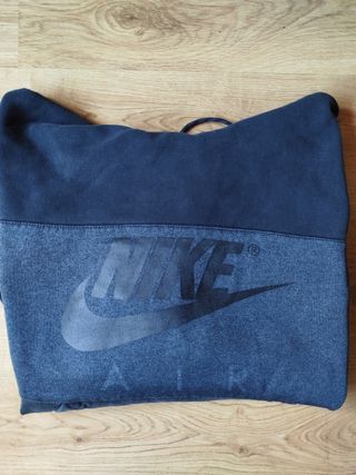 Sudadera Nike Air vintage.