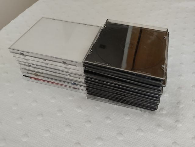 15 estuches cd o dvd vacíos